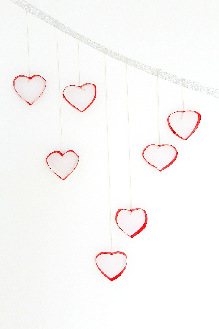 DIY Valentine's Day wall decorations