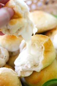 garlic_herb_cheese_bomb3