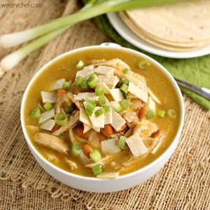 green-chicken-enchilada-soup2-600x600